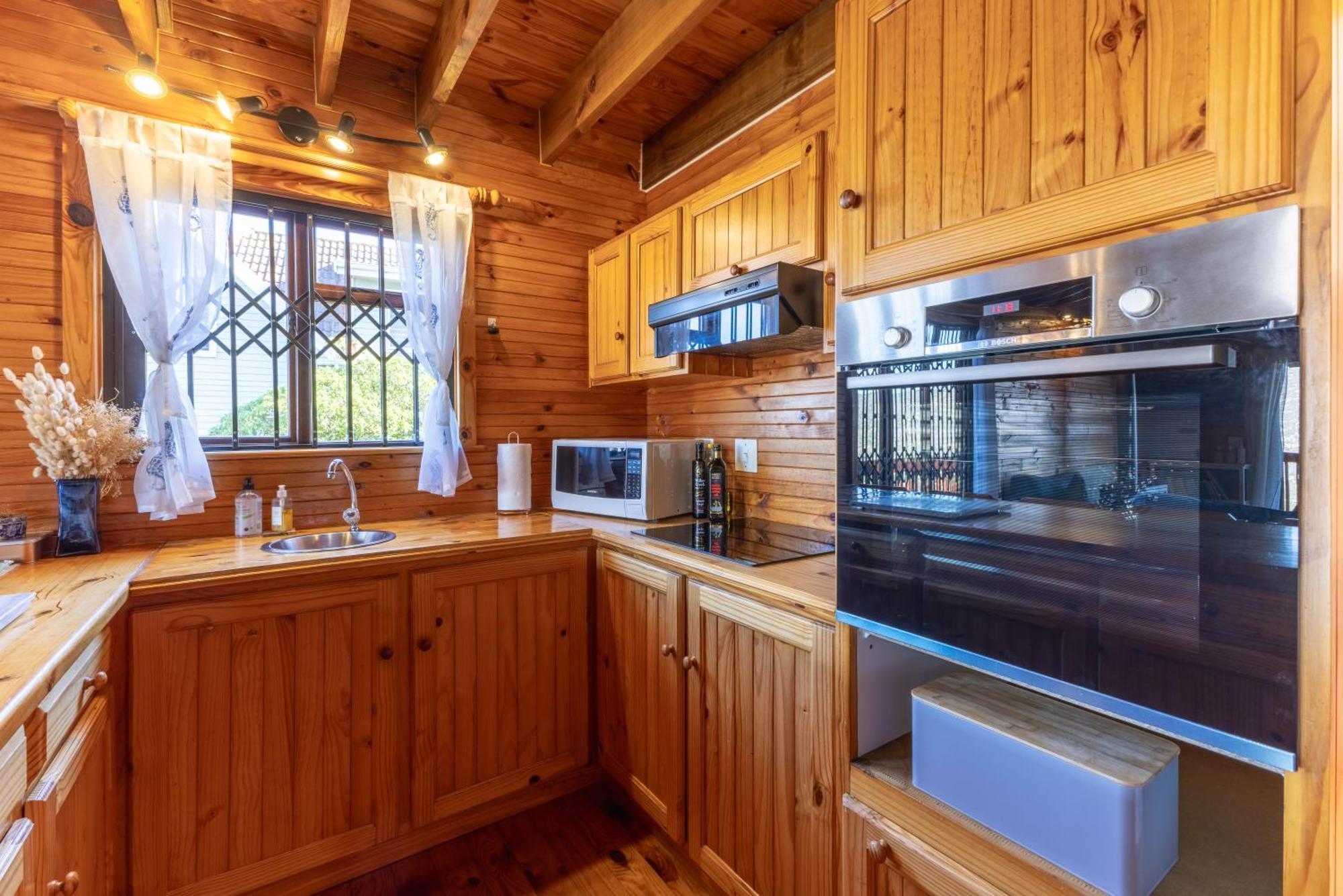 Lark House, Peaceful Mountain Home With Ocean Views And Power Backup 케이프타운 외부 사진